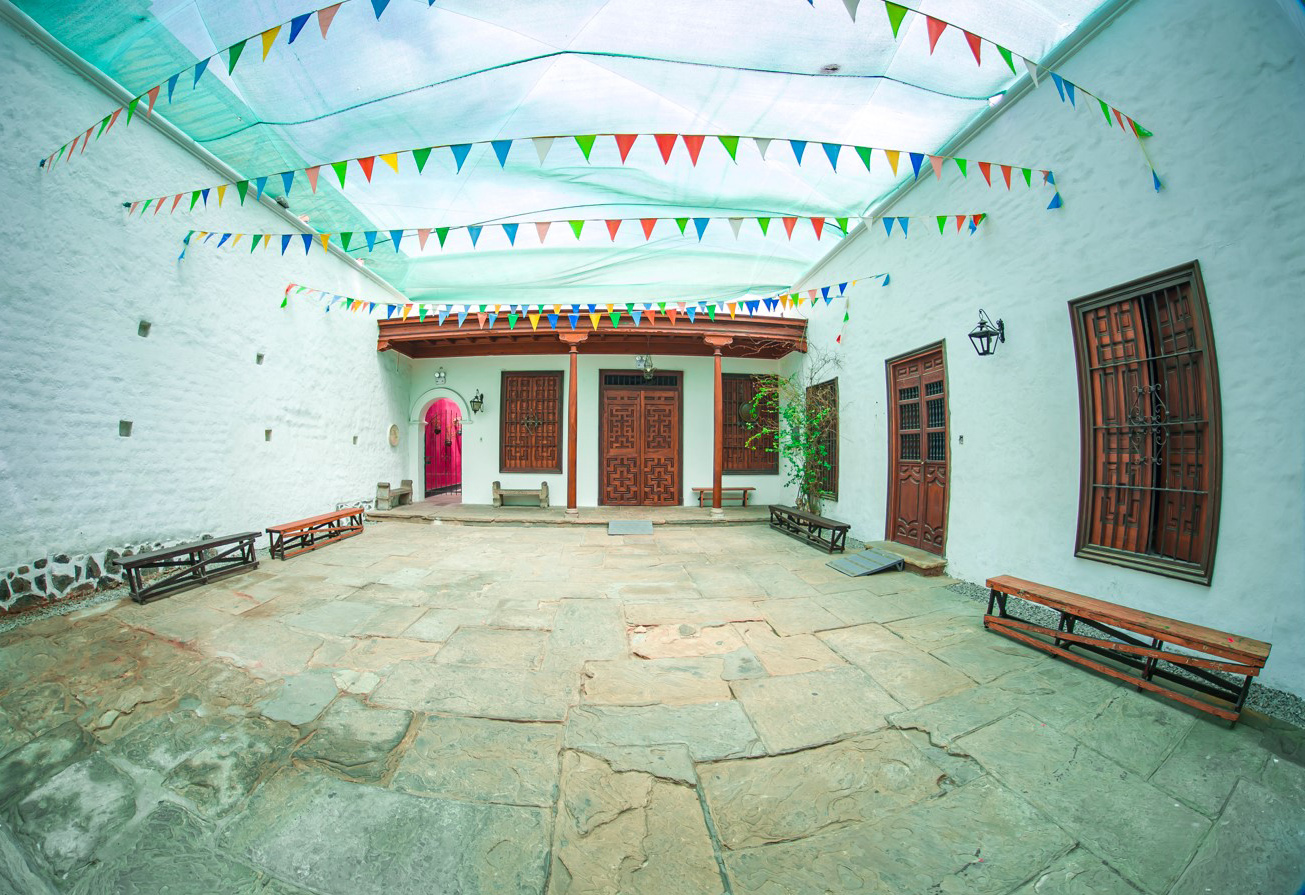 PATIO (2)